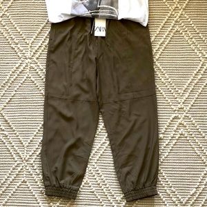 NWT! Zara Light Khaki Jogging Pants (XL)